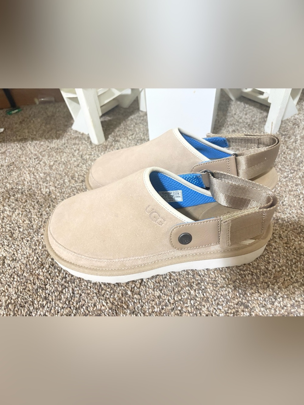 UGG cream size 8